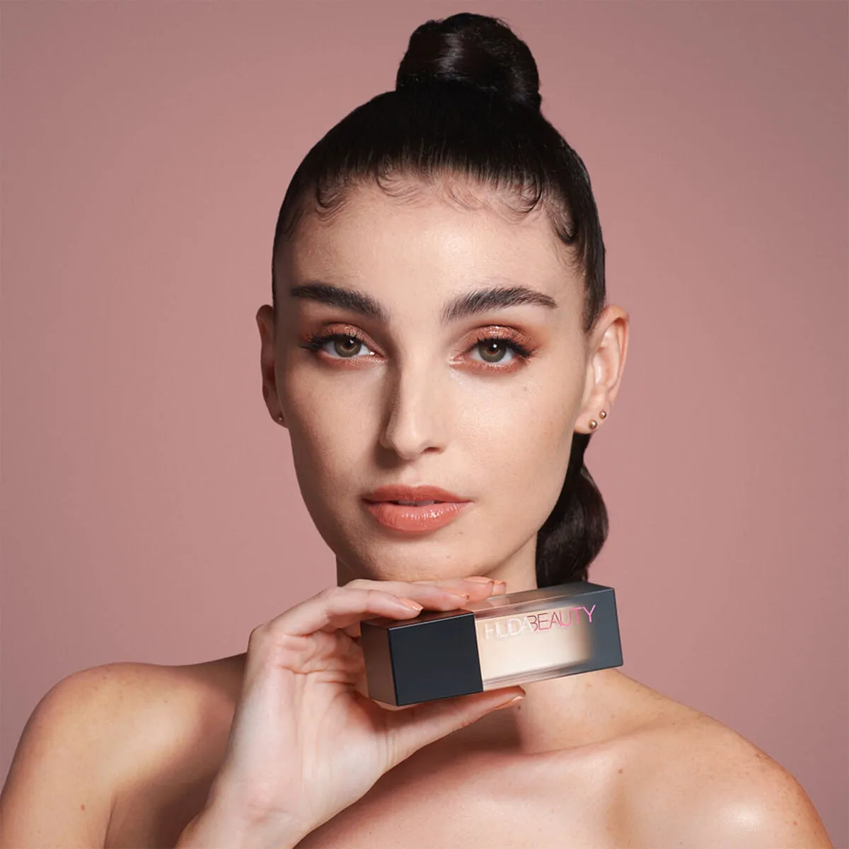 Huda Beauty #FauxFilter Foundation